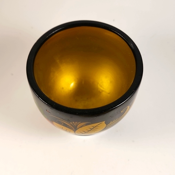 Lacquer Plate and Cup - Picture 4 of 5